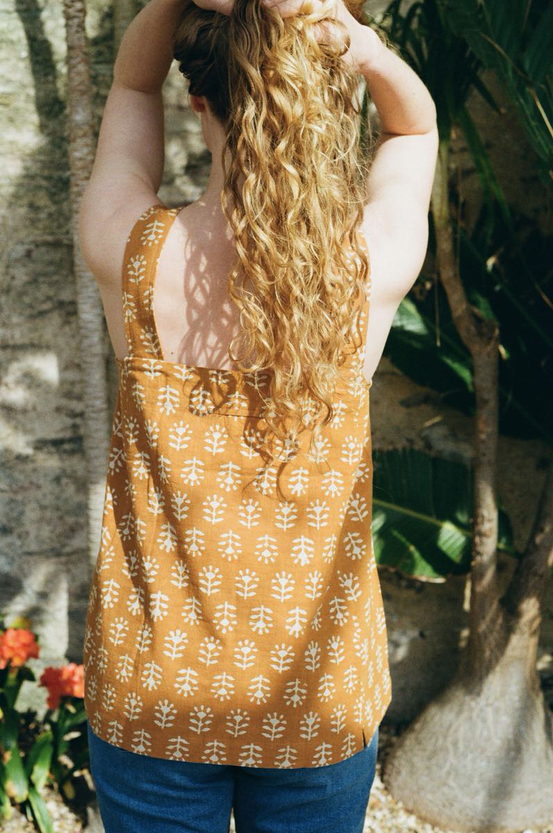 NEW IN • Tank Top - Sunflower Dabu