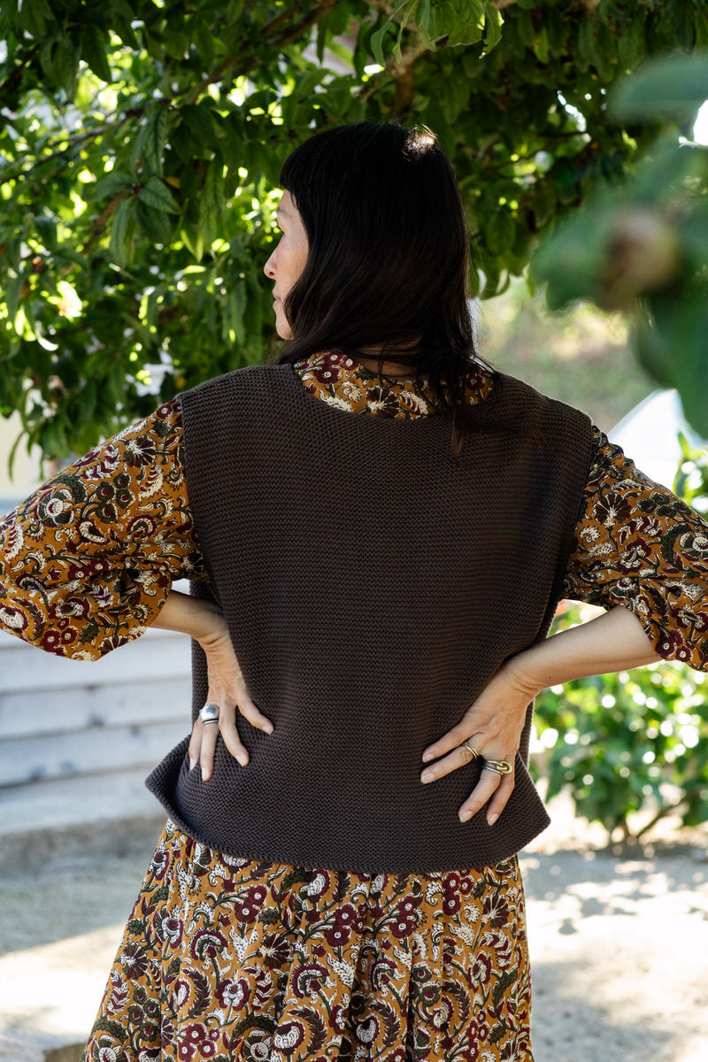 Herdswoman's Gilet 2.0 - Mocha