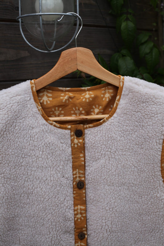 Reversible Gilet - Sunflower Dabu