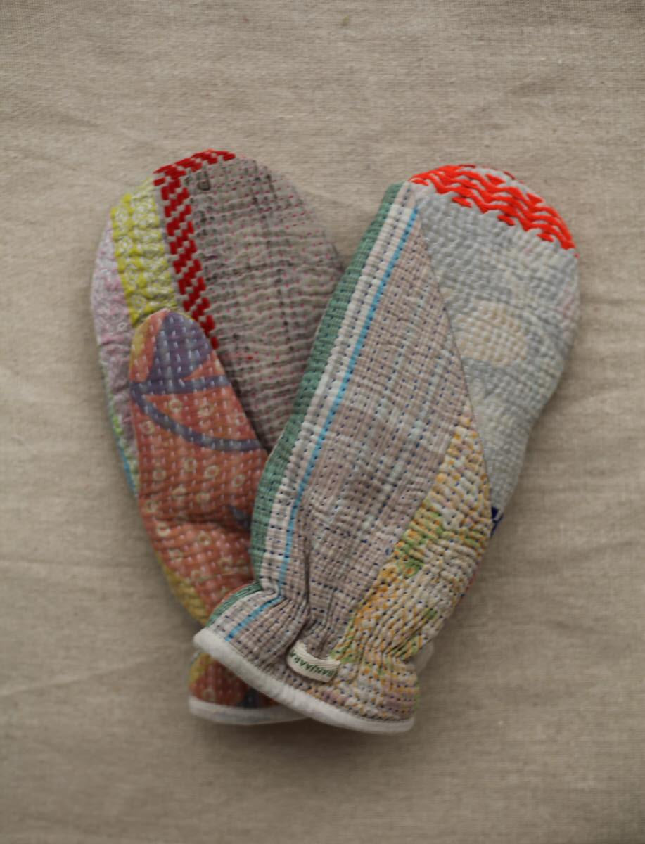 Kantha Mittens