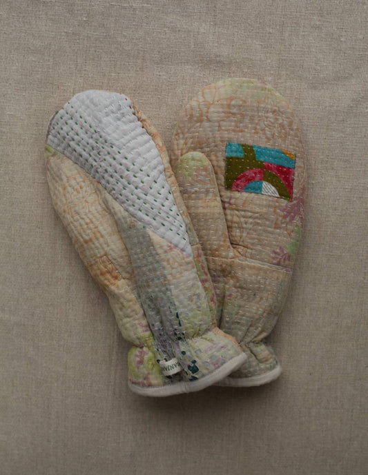 Kantha Mittens