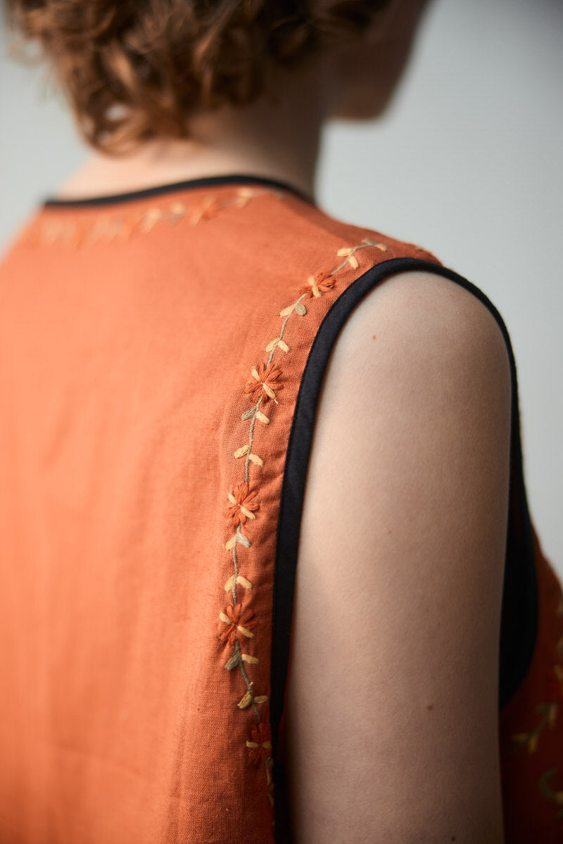 Lila Waistcoat - Embroidered Folia