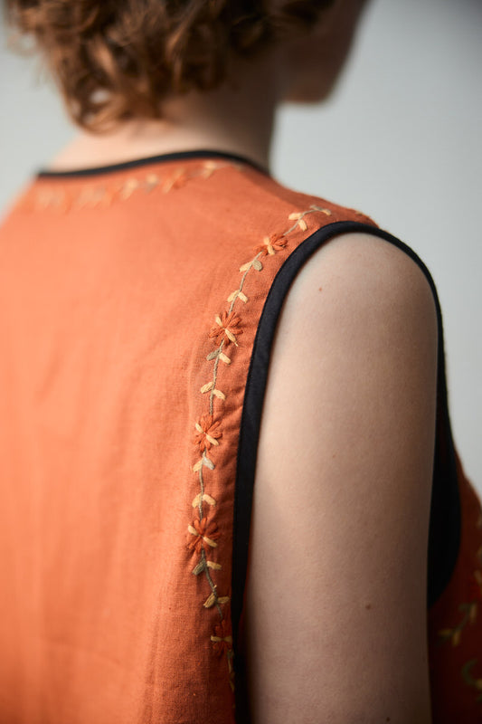Lila Waistcoat - Embroidered Folia