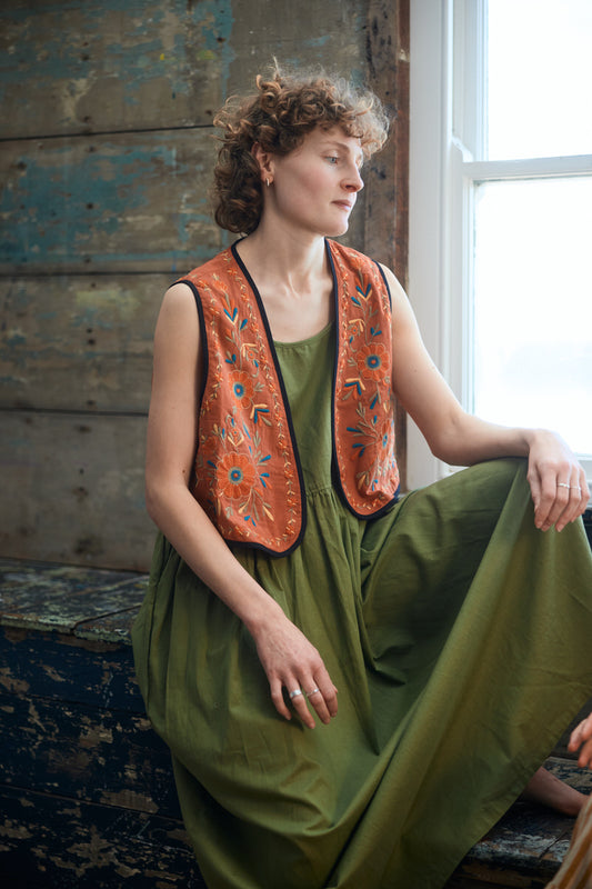 Lila Waistcoat - Embroidered Folia