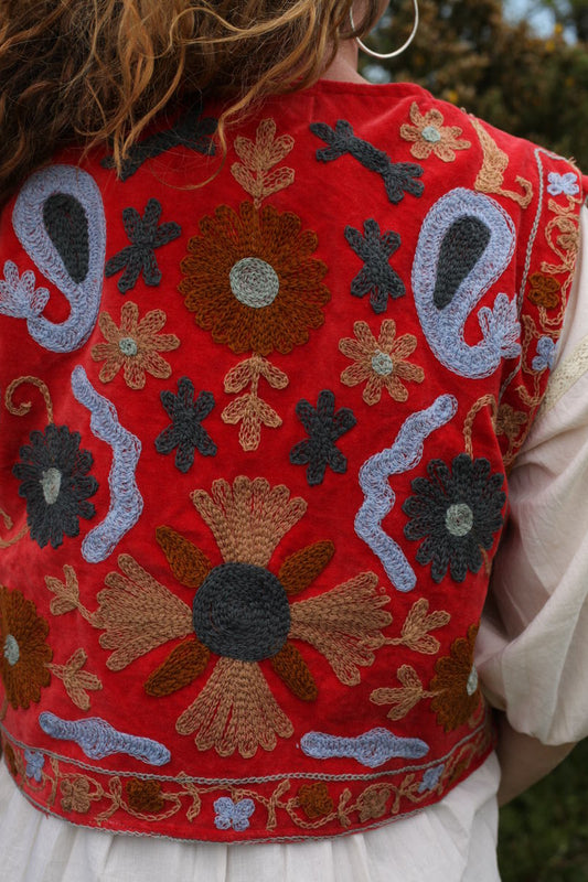 Folk Embroidered Waistcoat - Rosa Red